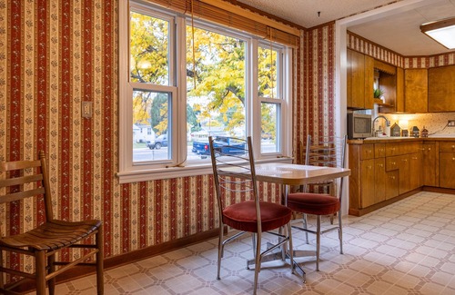 Cody House | Bella's on Beck- your retreat near downtown Cody