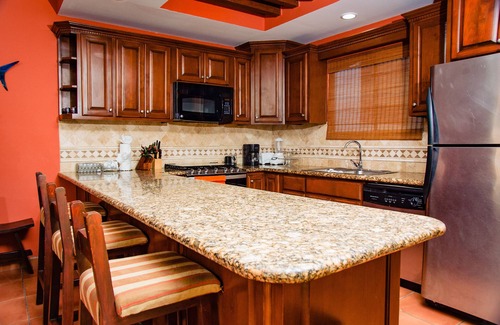 Ferrocarrilera House | Bella Vista 6 (3 Bed 2.5 Bath By FMI Rentals)