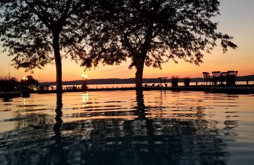 Chesapeake City House | Bella Vista Holiday Family Gatherings in Coastal Maryland!