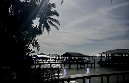 Lake Placid House | Bella’s bungalows on Lake June in Winter