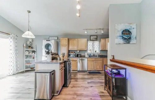 Lusby House | Belle of the Chesapeake Bay