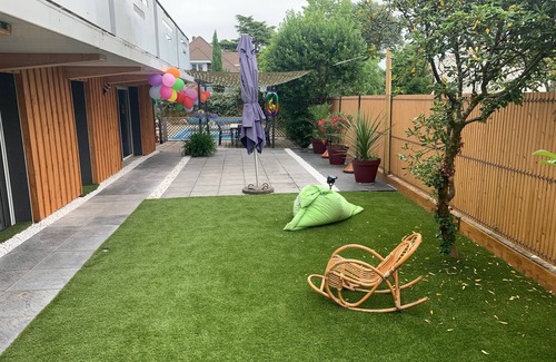 Villenave-d'Ornon Villa | Belle Villa, 4 Chambres, Grande Piscine Privée, Bordeaux-villenave, Bien Située