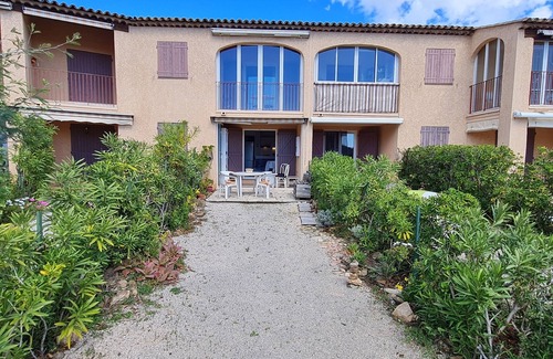 Cavalaire-sur-Mer Apartment | Belle vue Ensoleillée et Détente