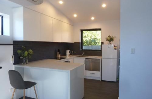 Bridport Apartment | Bellevue on Bentley - Unit 1