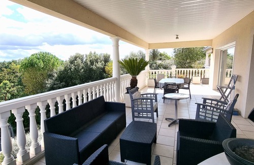 Ayguesvives Apartment | Belvédère du Midi vue des Côteaux et Pyrénées, Canal du Midi