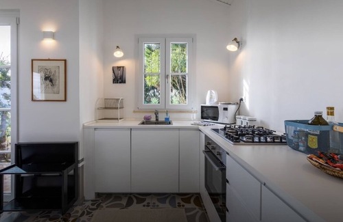 Cipressa Cabin | BELVEDERE, detached house with view-Apartment + dependance (CITRA 008021-LT-0024e25)