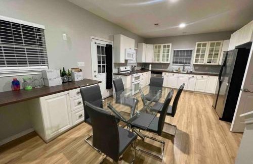 Katy House | BELVEDERE Minimansion -near Lake of Katy