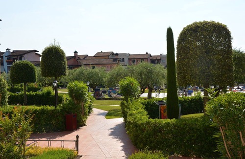 San Benedetto di Lugana Apartment | Belvilla by OYO Garda Resort T6 1P Std