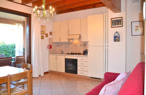 San Benedetto di Lugana Apartment | Belvilla by OYO Garda Resort B4 PT Std