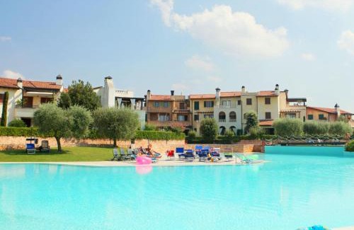 San Benedetto di Lugana Apartment | Belvilla by OYO Garda Resort B4 1P Sup