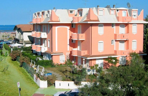 Porto Garibaldi Apartment | Belvilla by OYO Porto Garibaldi Bilo Doria