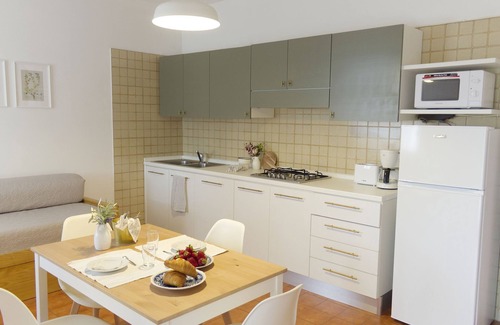 Garda House | Belvilla by OYO Comfortable apartment with pool
