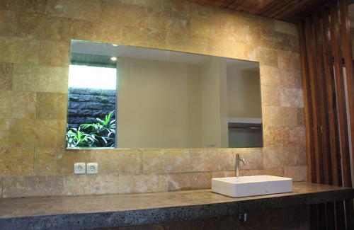 Kediri Hotel | Belvilla Dhyana Kutir Seseh Beach