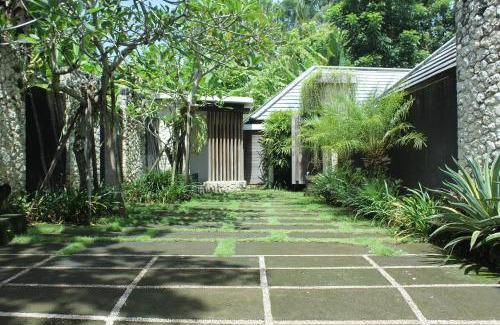 Kediri Villa | Belvilla Dhyana Kutir Seseh Beach