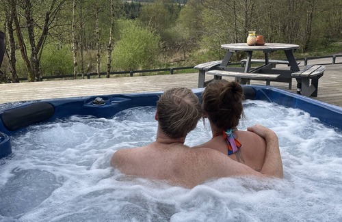 Spean Bridge Villa | Ben Nevis Scottish Highlands - Camden House Holidays. 5* Villa with hot tub