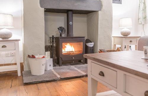 Coniston House | Bend or Bump Coniston