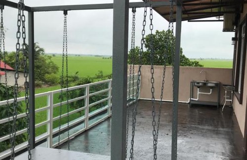 Sekinchan House | Bendang Homes - Sekinchan Homestay