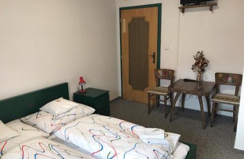 Dusniky Bed & Breakfast | Bendovský dvůr