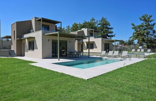Litochoro Villa | Beneath the home of the Greek Gods! Montamar Olympus Luxury Villas - A2