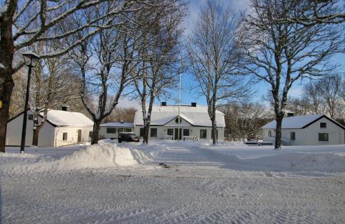 Hallstavik Hotel | Bergby Herrgård