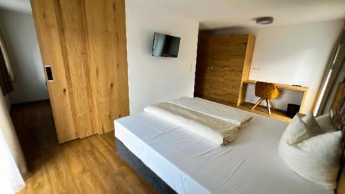 Jerzens Hotel | Berggasthof Hochzeigerhaus