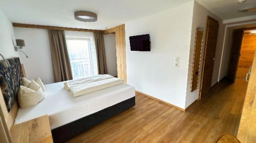 Jerzens Hotel | Berggasthof Hochzeigerhaus