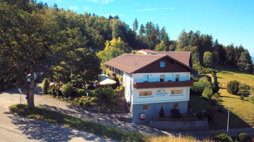 Neusatzeck Hotel | Berggasthof Immenstein