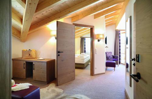 Konigsleiten Hotel | Berghotel Der Königsleitner - Adults only
