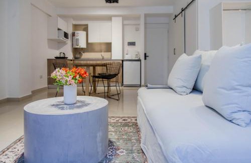 Balvanera Apartment | Berilo Luminous Studio