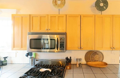 Fairview Park House | Berkeley's BEST Home & Neighborhood Walk to UC