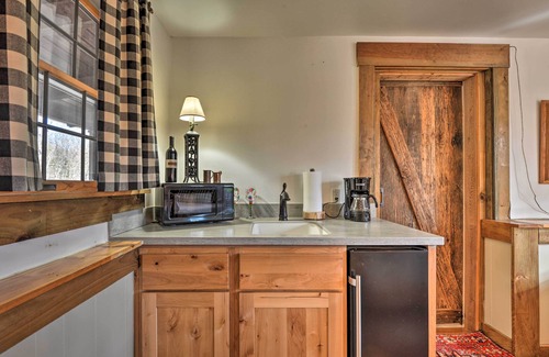 Berkeley Springs Apartment | Berkeley Springs Haven w/Sleepy Creek Access!