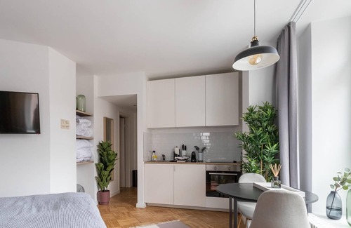 Reinickendorf Condo | Berlin Aroser Allee | Junior Suite