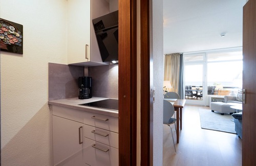 Scharbeutz Apartment | -BERLINER HOF- DIRECT BEACH LOCATION; 100% lake view 3-room apartment in best beach location