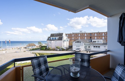 Scharbeutz Apartment | -BERLINER HOF- DIRECT BEACH LOCATION; 100% lake view 3-room apartment in best beach location