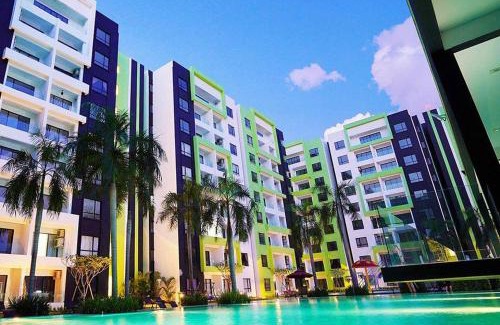 Kampung Kuala Pari Apartment | Bern's Homestay Manhattan Condo, Ipoh-GROUND FLOOR, POOLSIDE, FREE PARKING and WiFi
