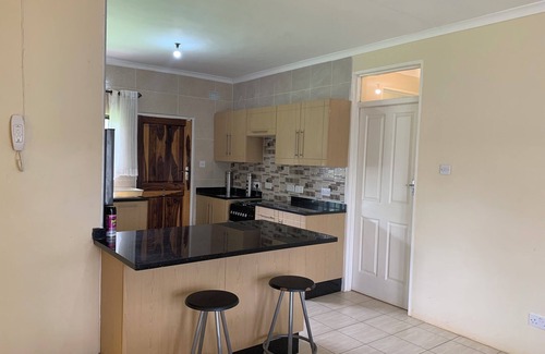 Harare Cottage | Berony Guesthouse, A Home Away From Home