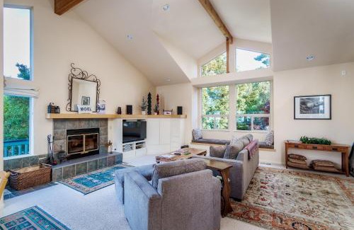 Marine Terrace House | Berwick at Wales with EV Charger