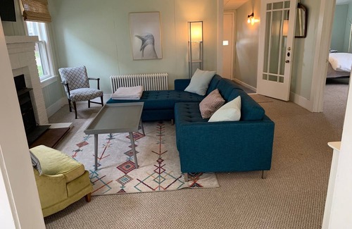 Conneaut House | Bessie's Nest- Tranquil Home Close to Public Beach
