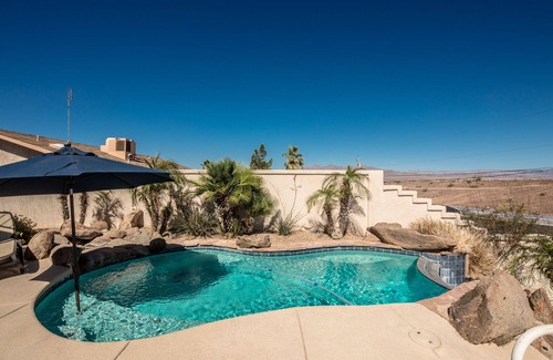 Lake Havasu City House | Best 4BD 3BA Lakeside pool home close to ramp. Edge of desert. Close to ramp.