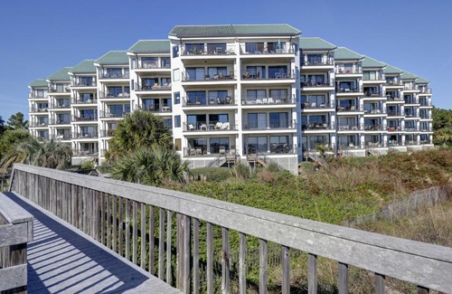 Folly Field House | Best Atlantic Ocean Views! King Queen Bikes & Beach Gear included