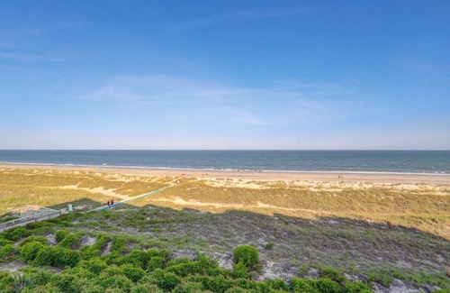 Folly Field House | Best Atlantic Ocean Views! King Queen Bikes & Beach Gear included