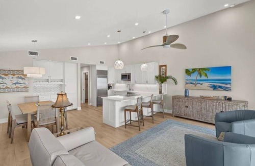 Captiva Condo | Best Bayfront Location in Captiva! All new luxury condo.