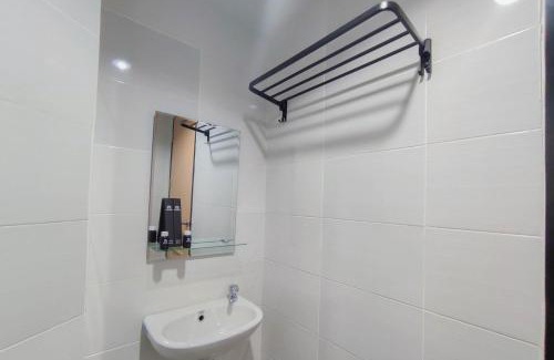 Jatingaleh Apartment | Best Deal and Comfortable 1BR The Alton Apartment By Travelio