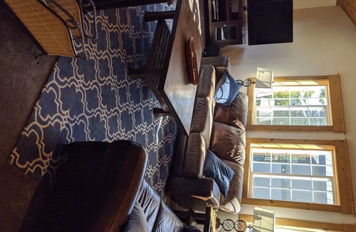 Tahoma House | Best get-away vacation with Lake Views