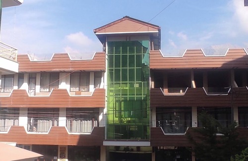 Naddi Hotel | Best hotel in Naddi, DharamshalanWith multicusion restaurant and kitchen.
