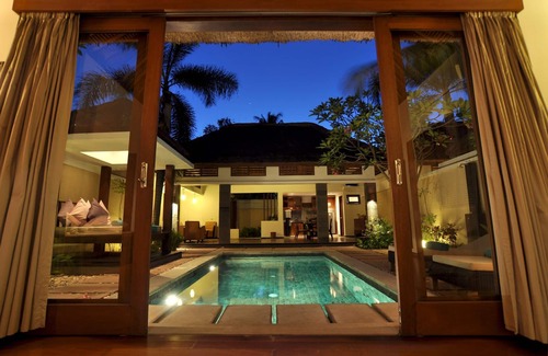 Mangsit Villa | Best location, 1 BR Private Pool Villa