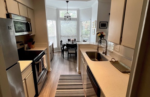 Shepherd Mountain Apartment | Best location in Austin! ! 1 min. Away from Pennybacker Bridge .