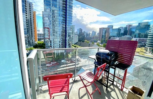 Central Condo | Best Location in Downtown Vancouver!