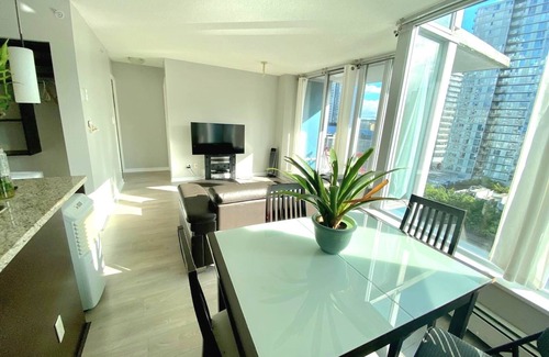Central Condo | Best Location in Downtown Vancouver!