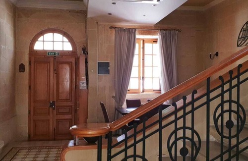 Madliena House | Best Location in Malta. Sliema center next to seafront